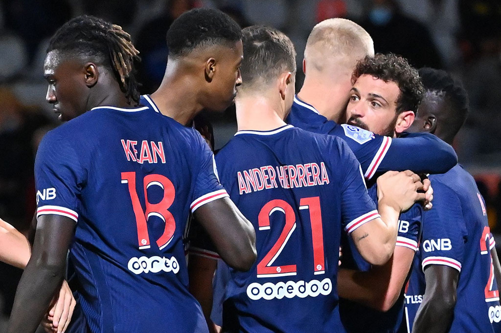 Gol kedua baru hadir pada menit ke-77. Alessandro Florenzi mencatatkan namanya di papan skor setelah meneruskan umpan sundulan Pablo Sarabia.