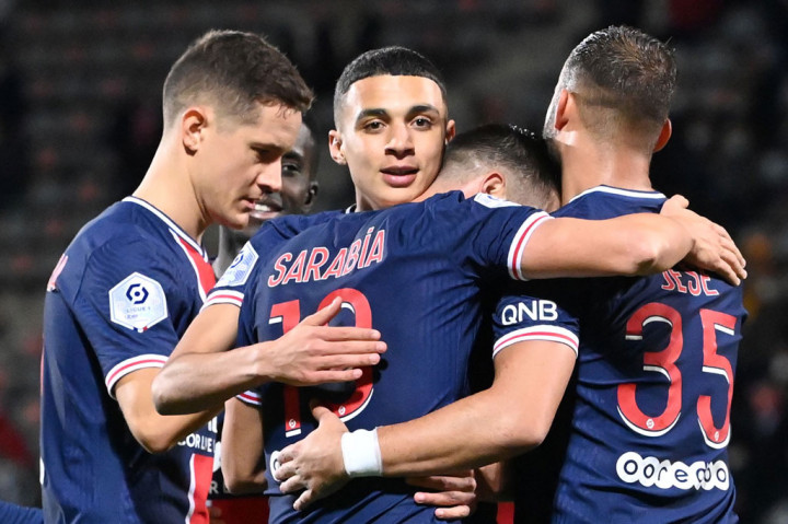 Sarabia yang sebelumnya mencatatkan dua 'assist', menutup laga menjadi 4-0 berkat sepakan mendatar dari dalam kotak penalti yang tak bisa dihalau kiper Nimes Baptiste Reynet.