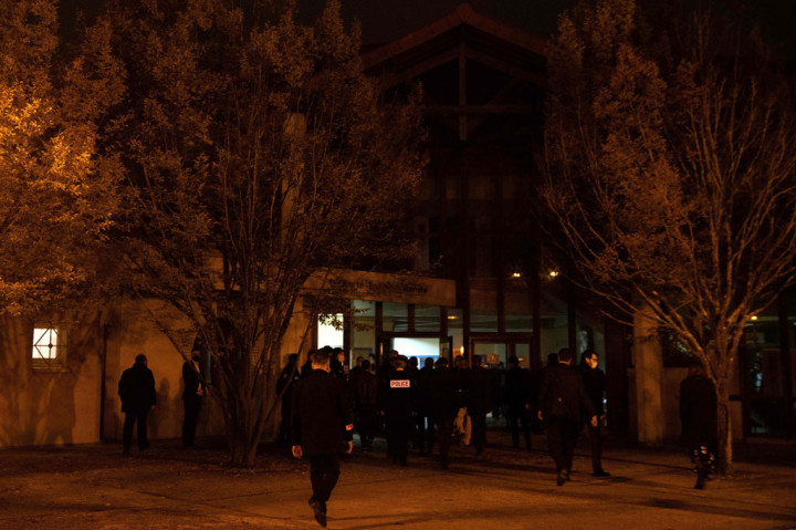 Jaksa anti-teror Prancis mengatakan mereka memperlakukan serangan itu sebagai pembunuhan yang terkait dengan organisasi teroris.