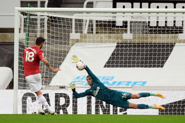 Bruno Fernandes sempat menyamakan kedudukan di menit ke-20. Tetapi gol itu dianulir lantaran Juan Mata yang memberikan umpan kepada Fernandes lebih dahulu dalam posisi offside. AFP Photo/Stu Forster