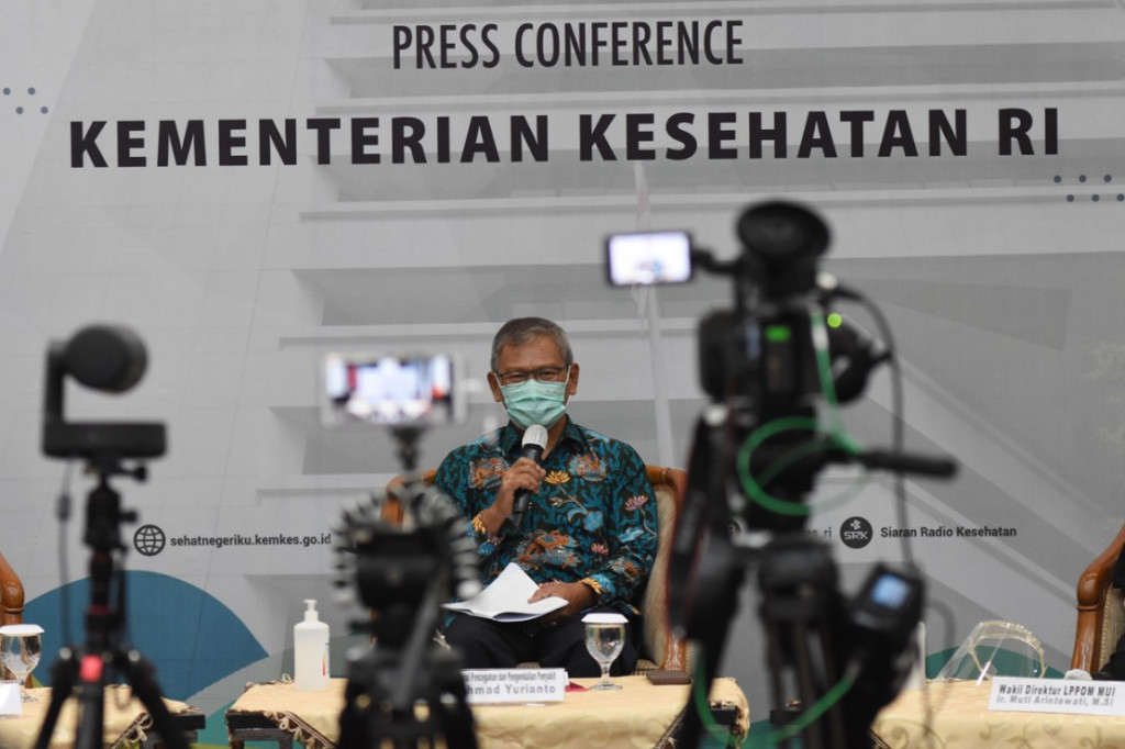 Kementerian Kesehatan mengungkap tiga vaksin Covid-19 dari Sinovac, Sinopharm, dan Cansino asal Tiongkok telah menyelesaikan uji klinis tahap III di beberapa negara. Rencananya di akhir November 2020 dapat dilakukan penyuntikan bagi 9,1 juta orang di Indonesia. Mereka adalah kelompok masyarakat yang dianggap paling berisiko tinggi terpapar virus SARS Cov-2 penyebab covid-19.