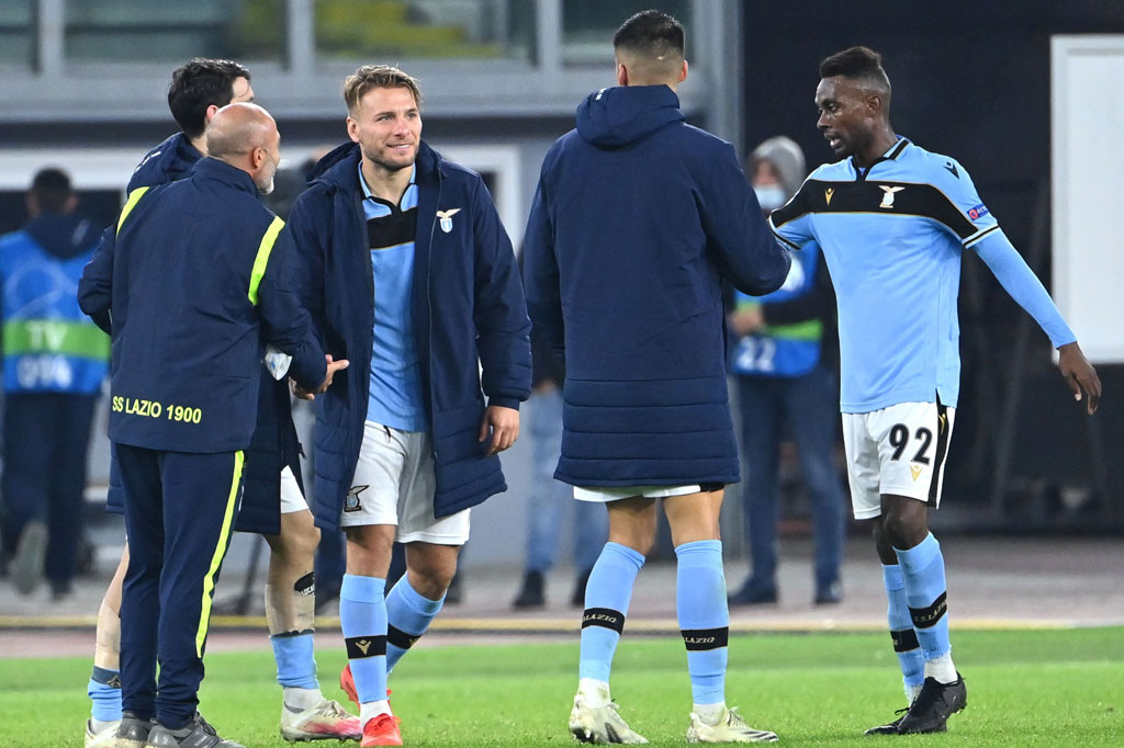 Hasil itu membuat Lazio menggeser Brugge dari posisi pemuncak klasemen Grup F dengan tiga poin. Mereka memiliki koleksi poin yang sama dengan wakil Belgia itu namun unggul selisih gol. Sedangkan Dortmund kini harus menduduki posisi juru kunci klasemen.