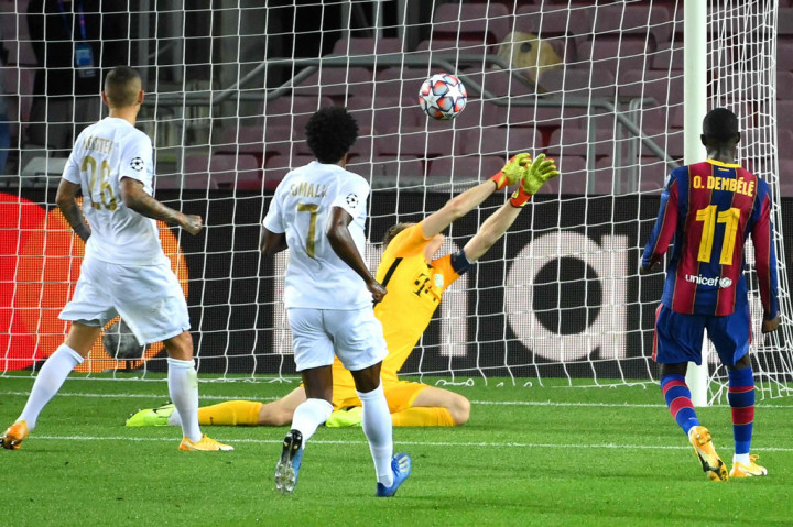 Barcelona melengkapi kemenangan mereka jadi 5-1 lewat Dembele yang melepaskan tembakan sentuhan pertama menyambut umpan matang dari Messi pada menit ke-89.