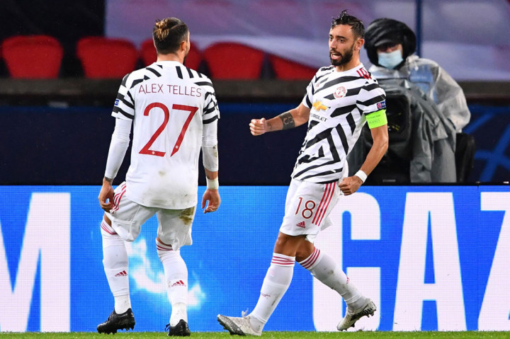 MU mendapat hadiah penalti pada menit ke-20 setelah Anthony Martial dijatuhkan Abdou Diallo. Terjadi drama dalam sepakan penalti Bruno Fernandez. Awalnya Keylor Navas mampu menepis bola, namun wasit mengganggap ia telah bergerak lebih dulu melewati garis. Sepakan penalti kembali diulang dan Bruno sukses menyarangkan bola pada percobaan kedua.