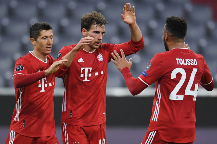 Menjelang turun minum, Bayern menggandakan keunggulan. Menerima operan di area pertahanan lawan, Lewandowski  kemudian mengirimkannya kepada Coman di kotak penalti. Coman lantas mengoperkannya kepada Leon Goretzka yang menyelesaikannya dengan tembakan keras kaki kanan.