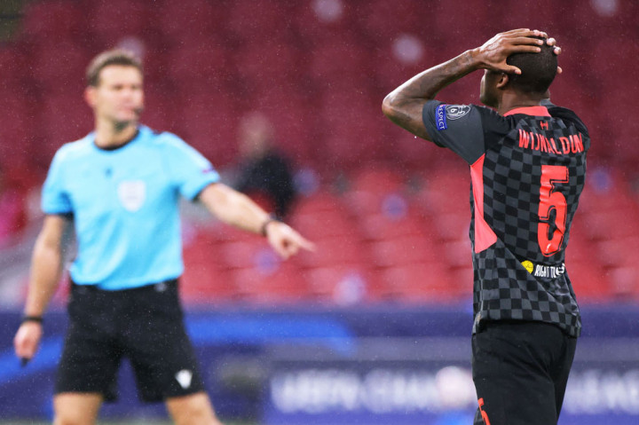 Memasuki menit 73, Georginio Wijnaldum hampir membawa Liverpool menggandakan keunggulan, namun sayang sundulannya menyambut tendangan sudut masih melebar tipis di atas mistar gawang.