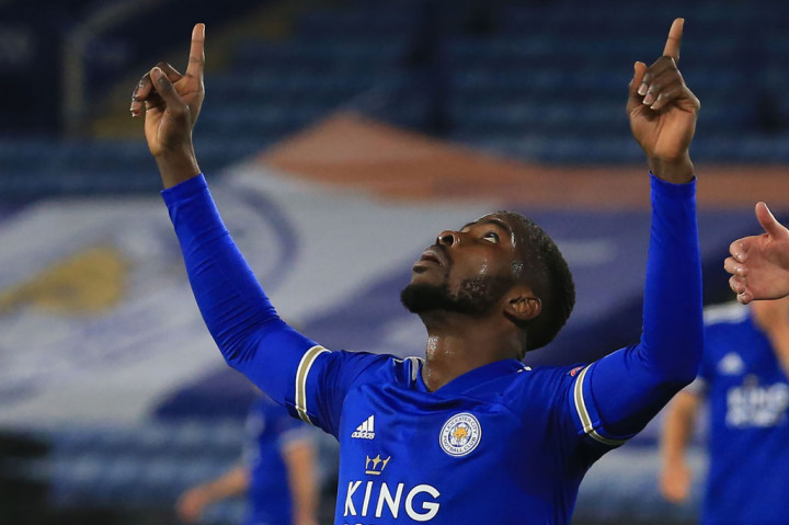 Kelechi Iheanacho menjadi bintang kemenangan Leicester lewat dua assist untuk gol James Maddison dan Harvey Barnes, sebelum melengkapi penampilannya dengan gol penutup.