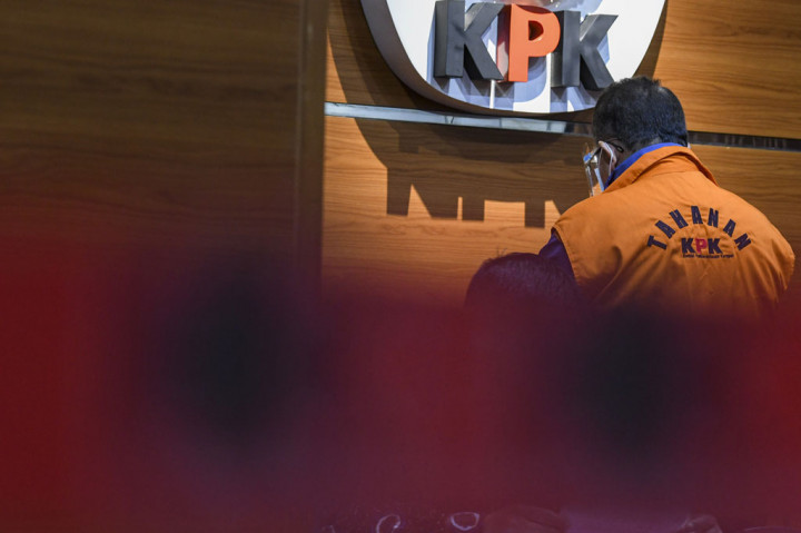 Budi Budiman resmi ditahan KPK atas kasus dugaan tindak pidana korupsi suap terkait dengan pengurusan Dana Alokasi Khusus (DAK) Tasikmalaya tahun anggaran 2018.