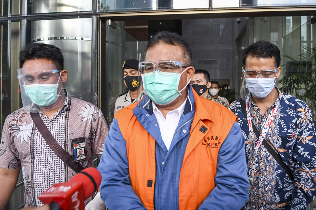 Sebagai protokol kesehatan untuk pencegahan covid-19, kata Ghufron, maka tahanan akan terlebih dulu dilakukan isolasi mandiri selama 14 hari di Rutan Cabang KPK itu.