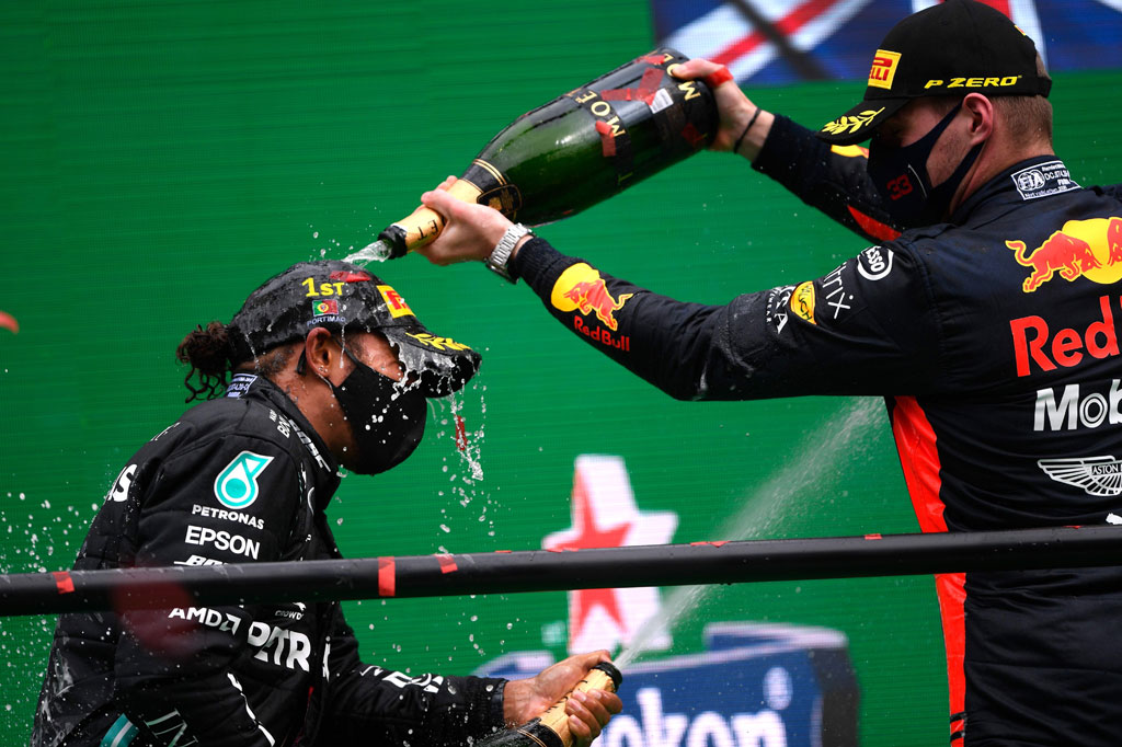 Sementara itu Max Verstappen dari tim Red Bull melengkapi podium di tempat ketiga. Itu merupakan balapan ketujuh tahun ini di mana Hamilton, Bottas dan Verstappen finis tiga teratas.