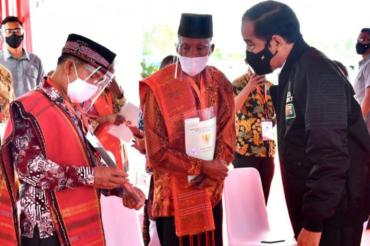 Namun, Kepala Negara juga mengingatkan agar dana yang diperoleh dari pinjaman tersebut hanya diperuntukkan untuk hal-hal produktif.