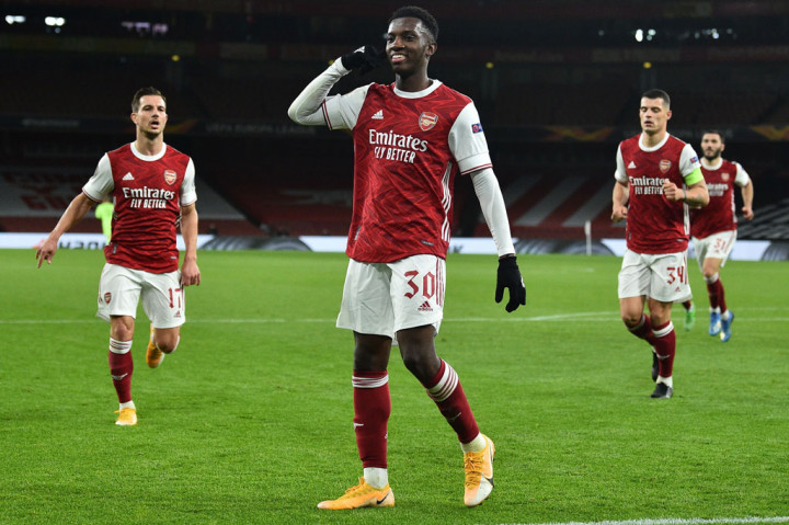 Nketiah melakukan selebrasi usai menjebol gawang Dundalk