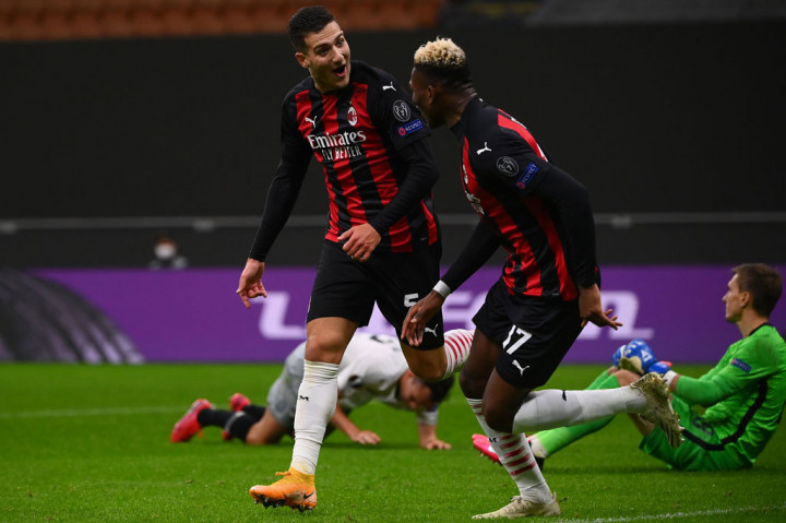 Dalot meluapkan kegembiraannya usai mencetak gol ke gawang Sparta.