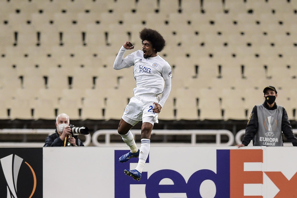 Leicester baru bisa menggandakan keunggulan lewat Hamza Choudhury yang tenang melepaskan tembakan sentuhan pertama, dalam situasi sepak pojok pada menit ke-39. Tuan rumah sempat memperkecil ketertinggalan tiga menit setelah babak kedua berjalan lewat Muamer Tankovic.