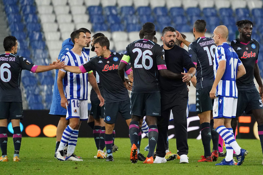  Tidak ada gol lagi yang tercipta hingga laga usai. Hasil itu membuat Napoli naik ke urutan kedua Grup F dengan koleksi tiga angka, menggusur Sociedad berbekal keunggulan catatan 'head to head'. 