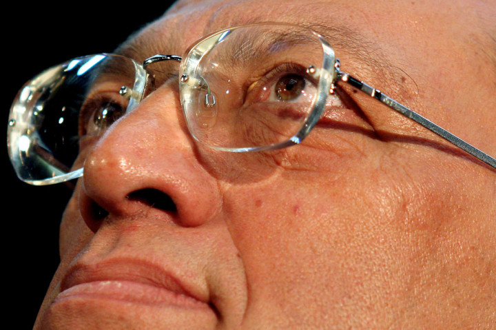 Mantan Perdana Menteri Turki Mesut Yilmaz meninggal dunia pada Jumat, 30 Oktober 2020. Yilmaz meninggal di usia 73 tahun karena kanker.