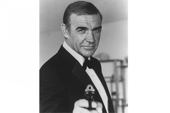 Aktor legendaris Inggris Sean Connery, yang terkenal karena memerankan tokoh mata-mata fiksi 'James Bond' dalam tujuh film, meninggal dunia pada usia 90 tahun.