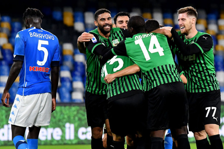 Tambahan tiga poin tersebut mendongkrak Sassuolo ke peringkat kedua dengan 14 poin, sedangkan Napoli turun ke urutan kelima dengan 11 poin.