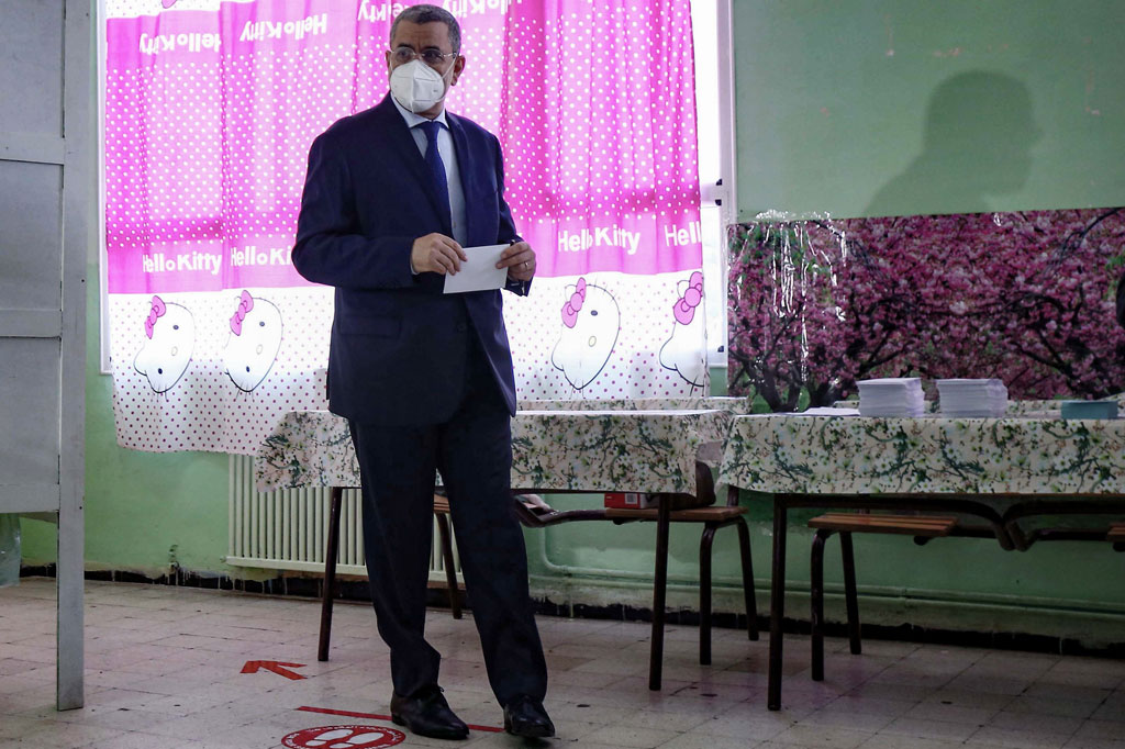 Dia kembali sebagai menteri pada 1999 dan akhirnya menjabat sebagai perdana menteri di bawah Bouteflika pada 2017.