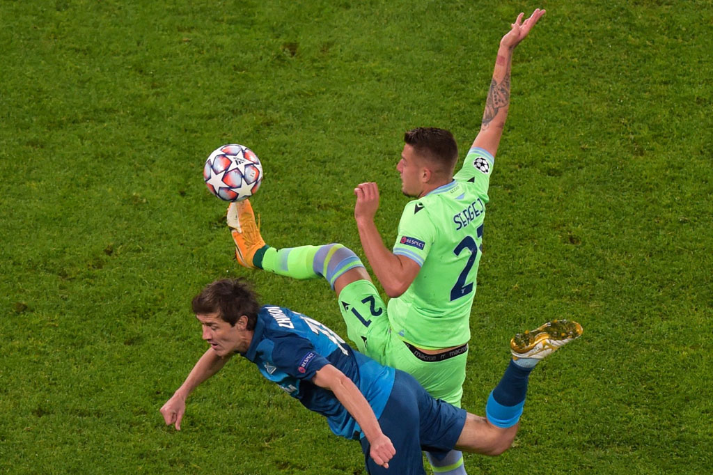 Pada pertandingan yang dimainkan dengan kehadiran 20.000 penonton itu, Lazio mengambil inisiatif menyerang terlebih dahulu. Sementara pemain tuan rumah juga beberapa kali membahayakan pertahanan tim tamu.