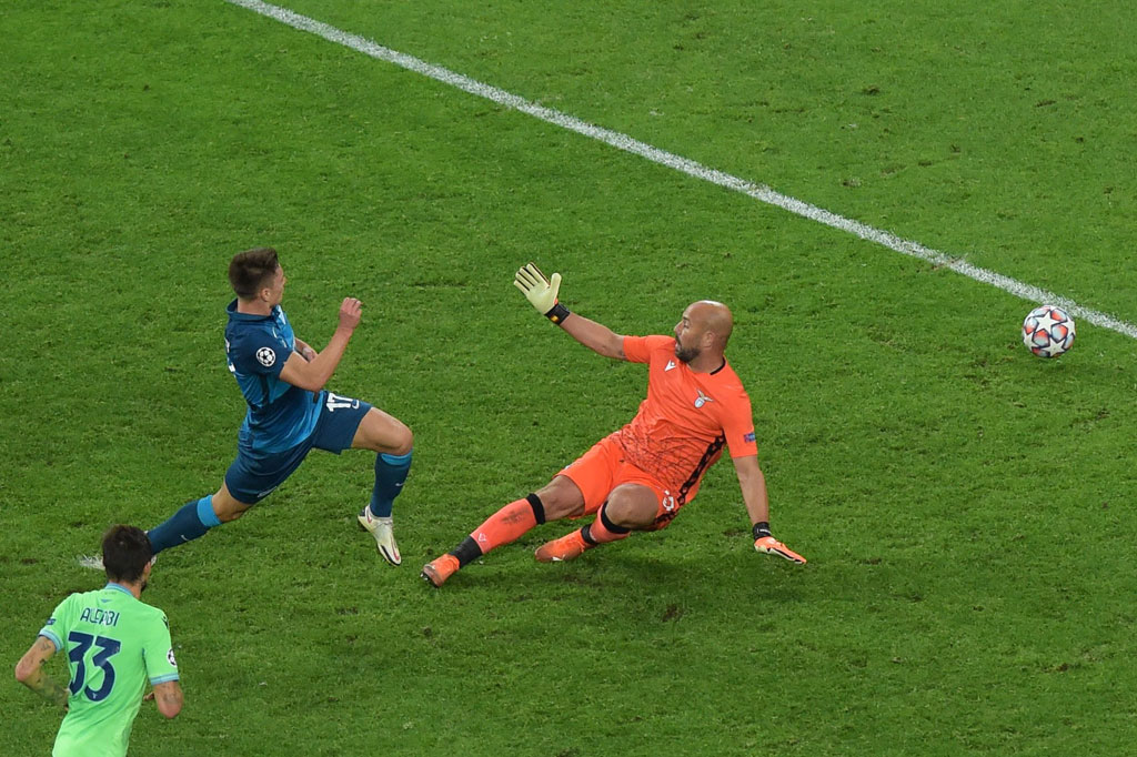 Gawang Lazio kembali kemasukan pada masa injury time. Sayang gol yang dicetak Andrey Mostovoy dianulir wasit karena Dzyuba lebih dahulu berada dalam posisi offside pada proses menyerang.