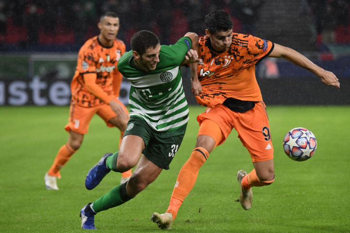 Juve akhirnya mendapatkan gol kedua pada menit ke-60. Ronaldo bergerak di sisi kanan dan mengirimkan operan, bola dibiarkan lewat oleh McKennie untuk menuju Morata yang sudah menunggu. Penyerang Spanyol itu lantas melepaskan tembakan ke sudut atas gawang tuan rumah.