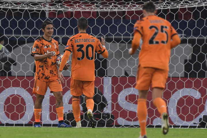 Paulo Dybala yang masuk menggantikan Morata mengemas gol ketiga Bianconerri pada menit ke-73. Diawali operan backpass dari Miha Blazic yang gagal dikuasai kiper Denes Dibusz, bola segera disambar Dybala dan masuk ke gawang yang kosong.