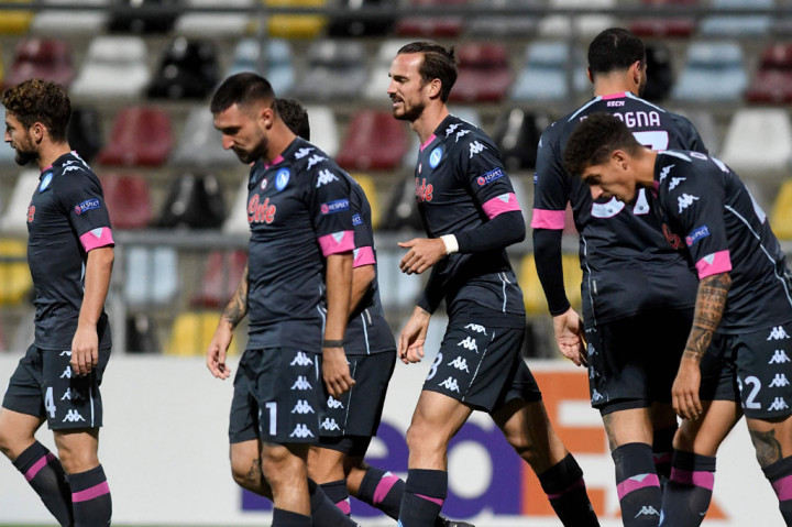 Hasil itu membuat Napoli menduduki peringkat kedua klasemen Grup F dengan mengoleksi enam poin, sama dengan raihan Real Sociead. Sementara tim asal Kroasia Rijeka terpuruk di urutan terbawah dengan 0 poin.