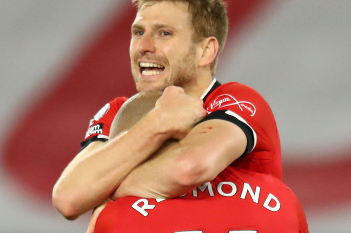 Hasil tersebut membuat Southampton untuk sementara menggusur Liverpool dari puncak klasemen, dengan sama-sama mengoleksi 16 poin, namun The Saints punya keunggulan selisih gol.