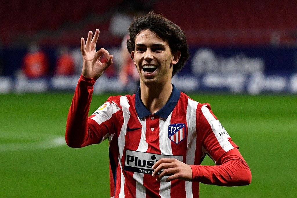 Pada menit ke-55 Simeone memasukkan penyerang Angel Correa untuk menggantikan Llorente yang berposisi sebagai pemain tengah. Di ujung pertandingan, tepatnya menit ke-90, Correa memasok assist untuk gol keempat Atletico yang kembali dicetak Joao Felix.
