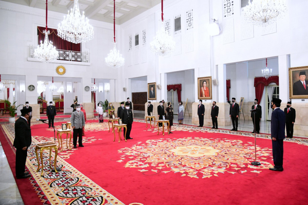 Pada peringatan Hari Pahlawan 10 November 2020,Presiden Joko Widodo menganugerahkan gelar Pahlawan Nasional kepada enam tokoh yang telah melalui proses seleksi oleh Kementerian Sosial dan Dewan Gelar dan Tanda Kehormatan. 