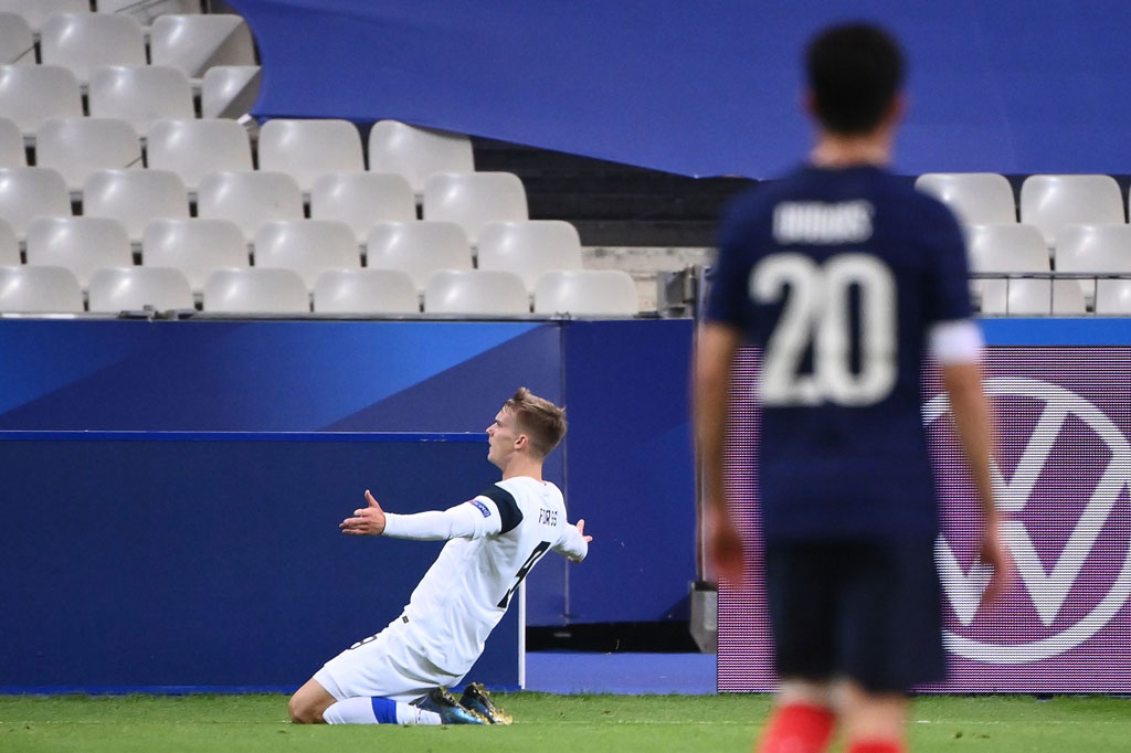 Tim Nasional Finlandia mencetak kemenangan bersejarah atas Prancis. Dalam laga persahabatan internasional di Stade de France, Saint-Denis, Kamis, 12 November 2020 dini hari WIB, Finlandia menang dua gol tanpa balas.