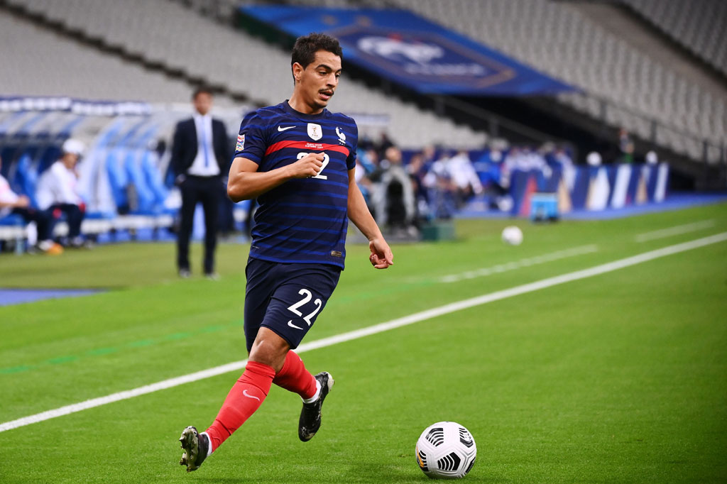 FFF mengatakan Ben Yedder dinyatakan positif pada hari sebelumnya, dan tidak ikut dalam latihan di Stade de France serta akan mengisolasi diri.