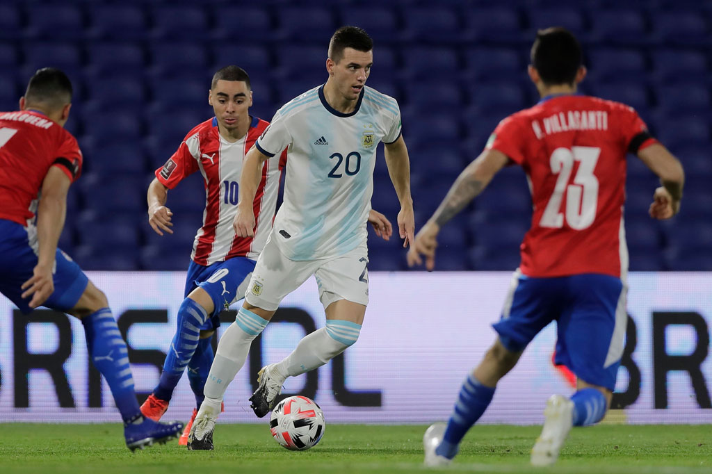 Jelang laga berakhir, Argentina benar-benar tampil dominan dan mengurung tim lawan. Namun tidak ada tambahan gol lagi hingga laga usai.