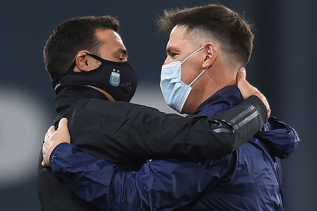 Hasil ini membuat Lionel Messi dan kawan-kawan tetap bertengger di puncak klasemen dengan tujuh poin, selisih satu poin atas Brasil di urutan kedua yang baru akan bertanding Sabtu, 14 November 2020 pagi WIB. Sementara itu Paraguay berada di urutan empat dengan perolehan satu poin.