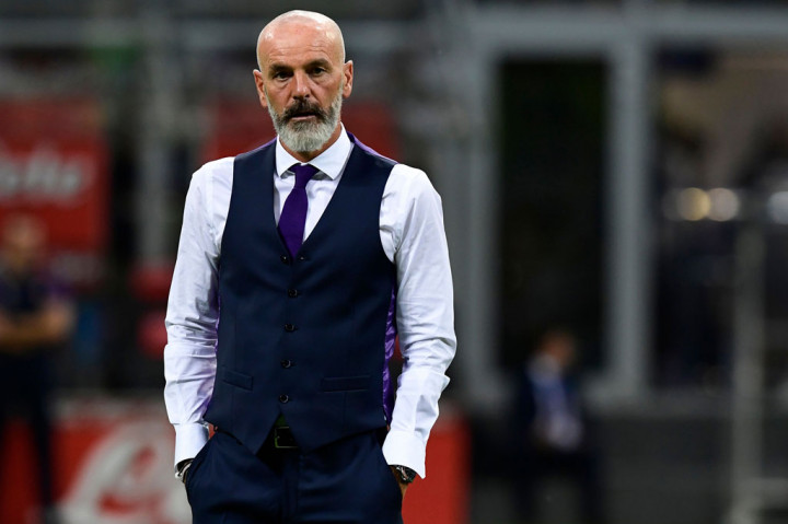 Pioli menambah daftar orang yang terjangkit covid-19 di AC Milan setelah Zlatan Ibrahimovic, Daniel Maldini, Matteo Gabbia, dan Leo Duarte juga telah menjalani masa karantina setelah dinyatakan positif pada awal musim.