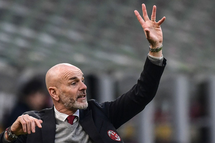 Pioli positif covid-19 tanpa menunjukkan gejala, dan semua tes lainnya yang dilakukan memberikan hasil negatif, kata klub dalam sebuah pernyataan resmi.