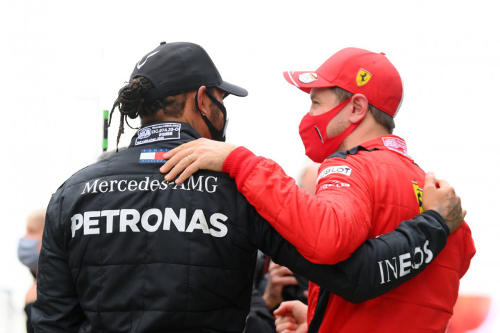 Sementara itu, pembalap Ferrari, Sebastian Vettel, melengkapi susunan podium tertinggi GP Turki setelah bersaing ketat dengan rekan setimnya, Charles Leclerc, di lap-lap akhir. Leclerc pun harus puas finis di peringkat empat.