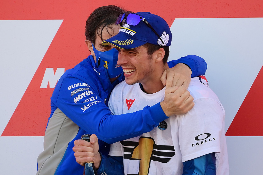 Di sisi lain, Pebalap Suzuki Ecstar Joan Mir dipastikan menjadi juara dunia MotoGP 2020 seusai balapan MotoGP Valencia.