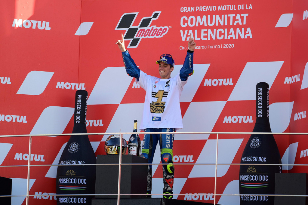 Meski demikian, pencapaian itu sudah cukup bagi Joan Mir untuk merebut gelar juara dunia MotoGP musim ini.