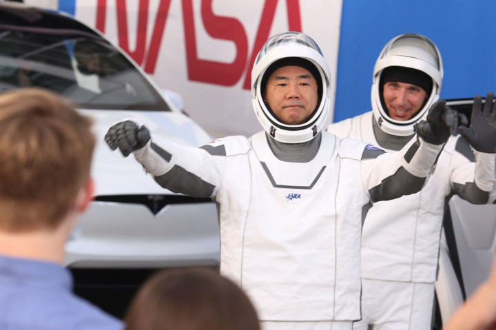 Sementara satu astronot merupakan badan eksplorasi antariksa Jepang, JAXA, yakni Soichi Noguchi. AFP Photo/Red Huber