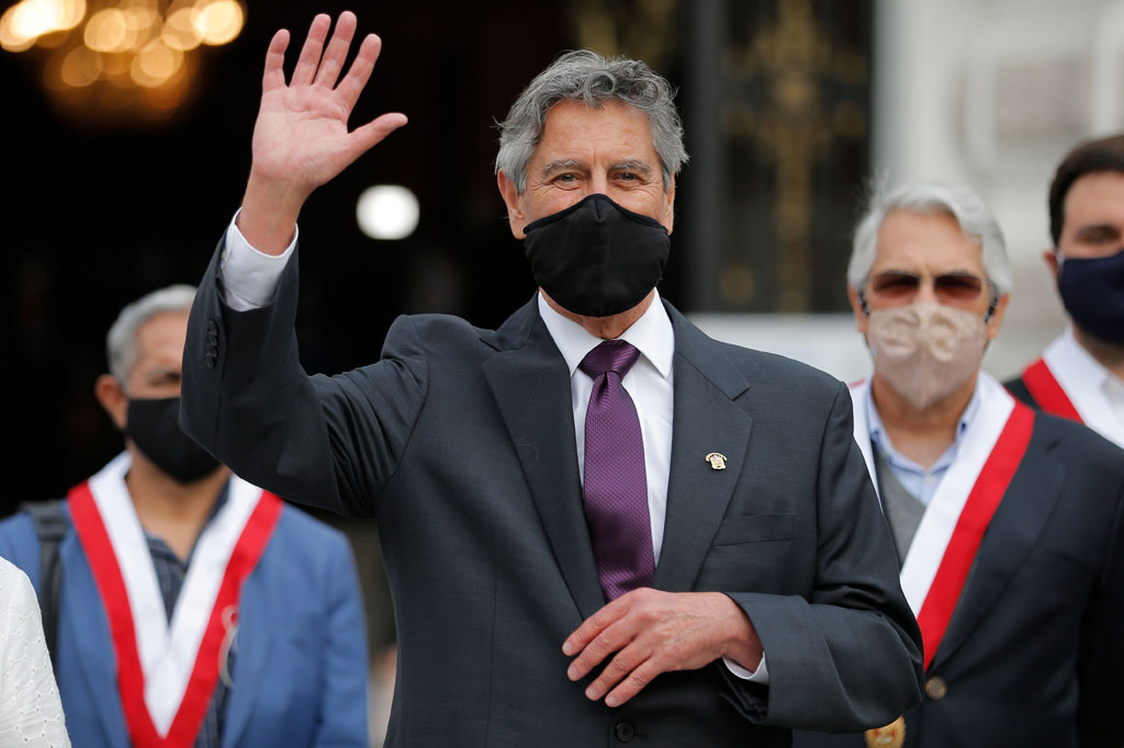 Francisco Sagasti terpilih sebagai presiden untuk mencoba menemukan jalan keluar dari krisis politik, yang dipicu oleh pemakzulan salah satu presiden populer dan pengunduran diri penggantinya yang kontroversial, di tengah protes yang menewaskan dua orang.