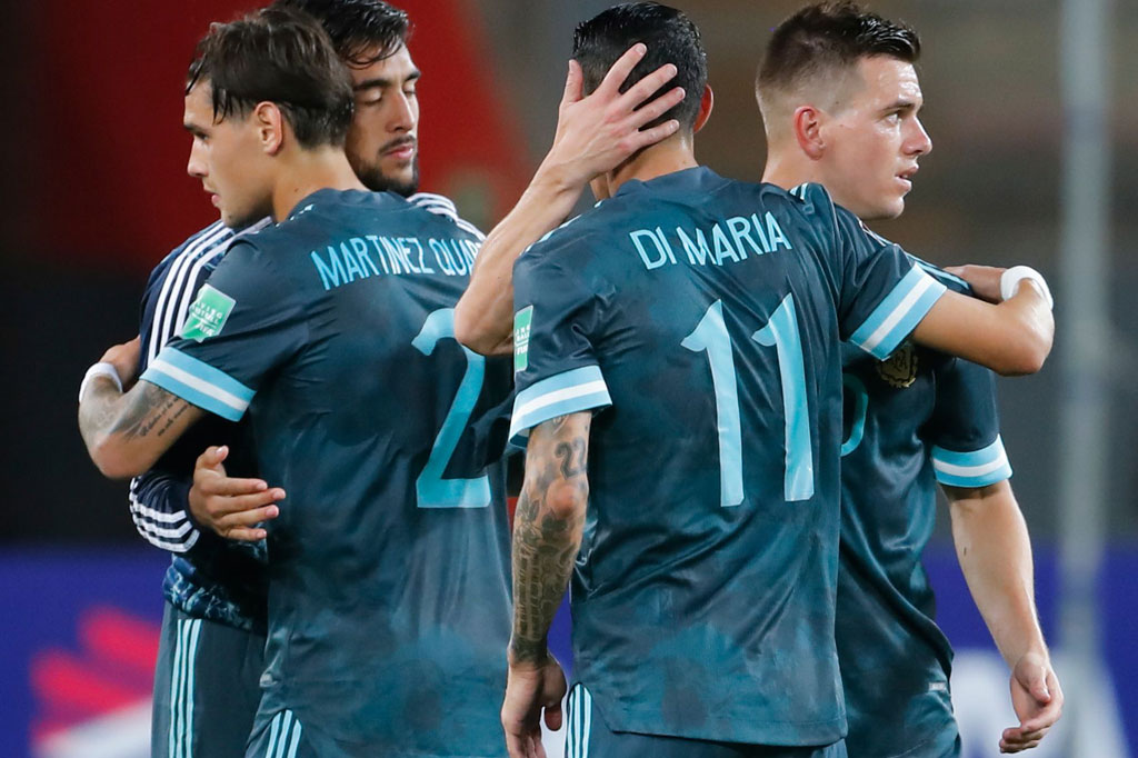 Kemenangan tersebut membuat Argentina berada di posisi kedua klasemen dengan 10 poin, terpaut dua poin di bawah Brasil. Sedangkan Peru di peringkat sembilan setelah hanya mengumpulkan satu poin dari empat pertandingan. 