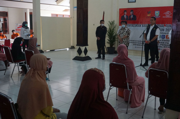 Mensos mengungkapkan bahwa untuk menjaga ketahanan ekonomi nasional, maka BST masih akan berlanjut selama 
6 bulan mulai Januari-Juni pada 2021 mendatang dengan anggaran total Rp12 triliun. Demikian juga dengan bantuan pangan non tunai (BPNT) senilai Rp45,12 triliun untuk 18,5 juta. Di Kabupaten Purbalingga tercatat ada 110.241 KPM tersebar di 18 kecamatan dengan nilai Rp22 miliar lebih.