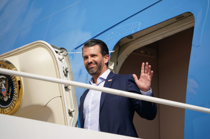 Trump Jr adalah salah satu pembela paling vokal dan agresif ayahnya, yang masih menolak untuk mengakui kekalahannya dari Demokrat Joe Biden dalam pemilihan presiden 3 November.
