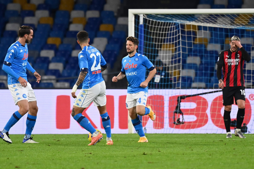 Sementara, Il Partenopei hanya mampu membalas melalui Dries Mertens di menit ke-63.