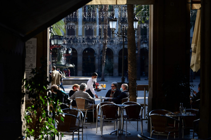 Restoran dan bar tersebut kembali dibuka untuk bisnis pada 23 November 2020.