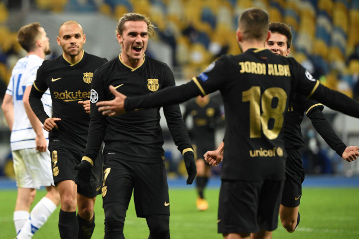 Kemenangan Barcelona disempurnakan oleh Antoine Griezmann yang masuk menggantikan Philippe Coutinho sejak menit ke-66 lewat golnya pada menit kedua masa injuri, menyelesaikan umpan tarik Jordi Alba.