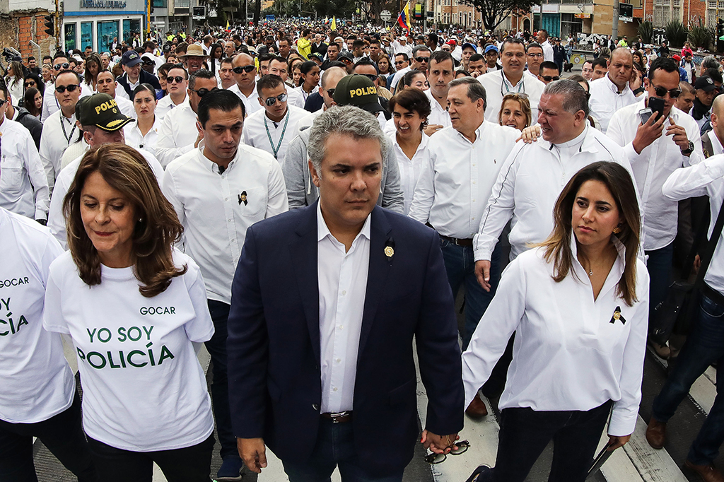 Wakil Presiden Marta Lucia Ramirez juga tertular virus korona sebulan yang lalu tanpa mengalami gejala.