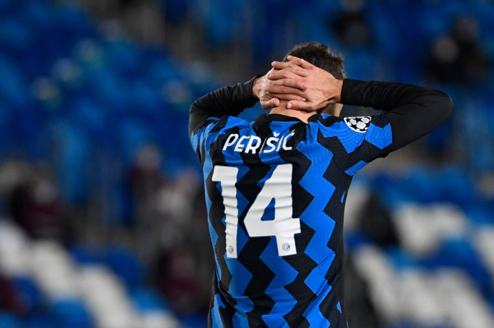 Inter memiliki peluang emas untuk memperkecil ketertinggalan melalui sepakan Ivan Perisic, namun kiper Thibaut Courtois sigap menepis bola yang mengarah ke gawangnya. Keunggulan 2-0 untuk Real bertahan sampai peluit panjang berbunyi.